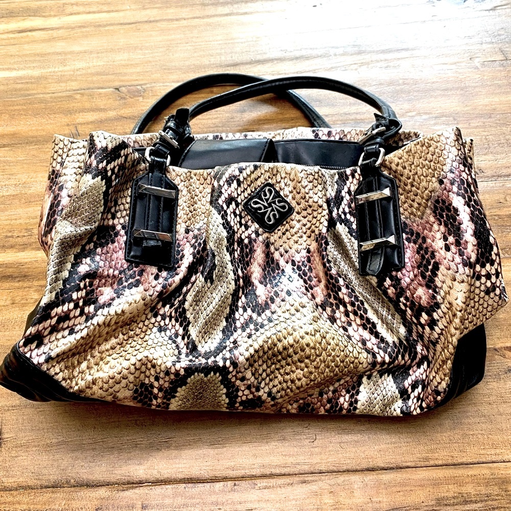 Simply Vera, Vera Wang Purse